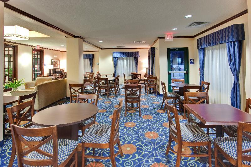 Holiday Inn Express & Suites Detroit - Novi By Ihg Εξωτερικό φωτογραφία