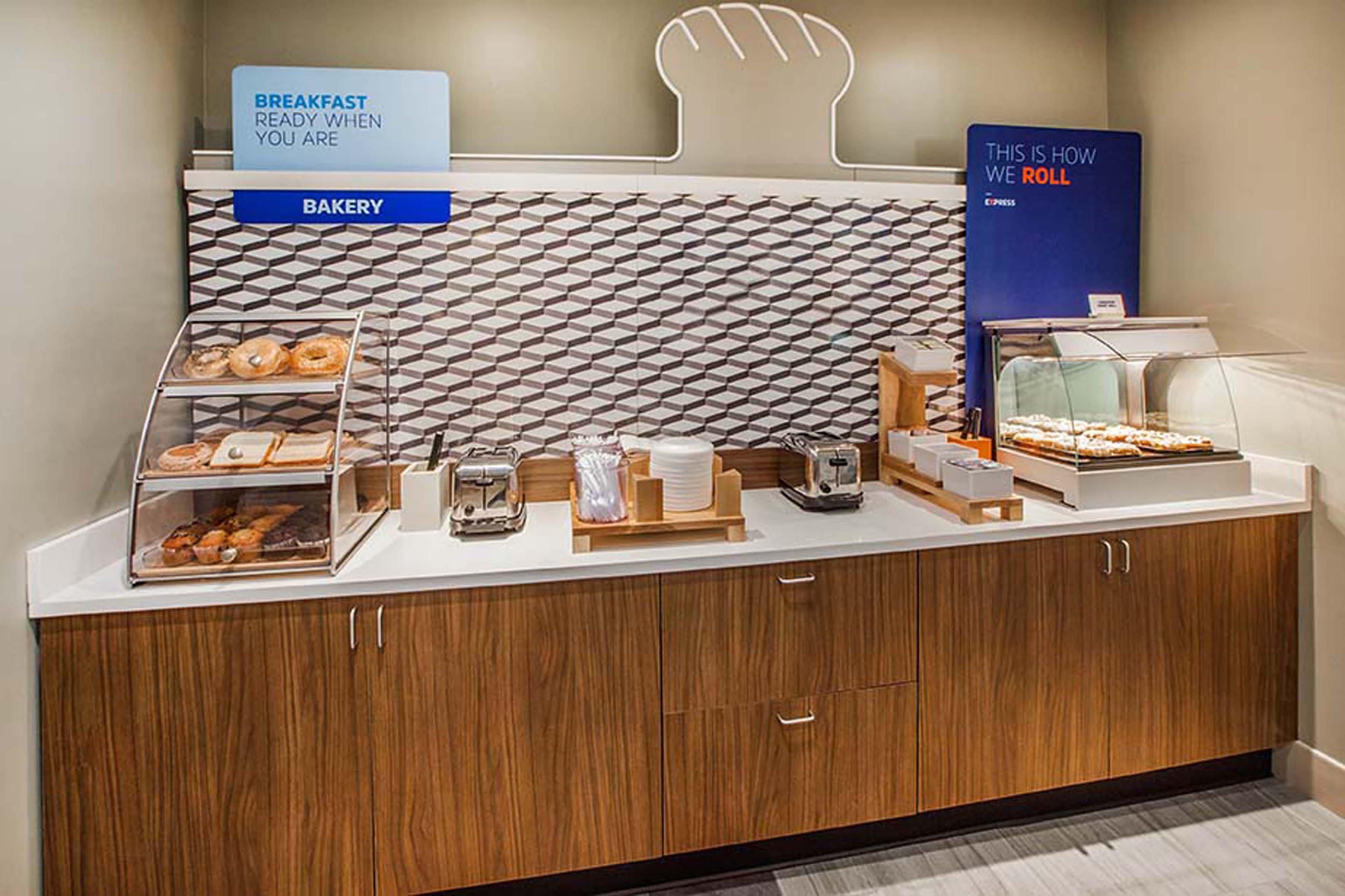 Holiday Inn Express & Suites Detroit - Novi By Ihg Εξωτερικό φωτογραφία