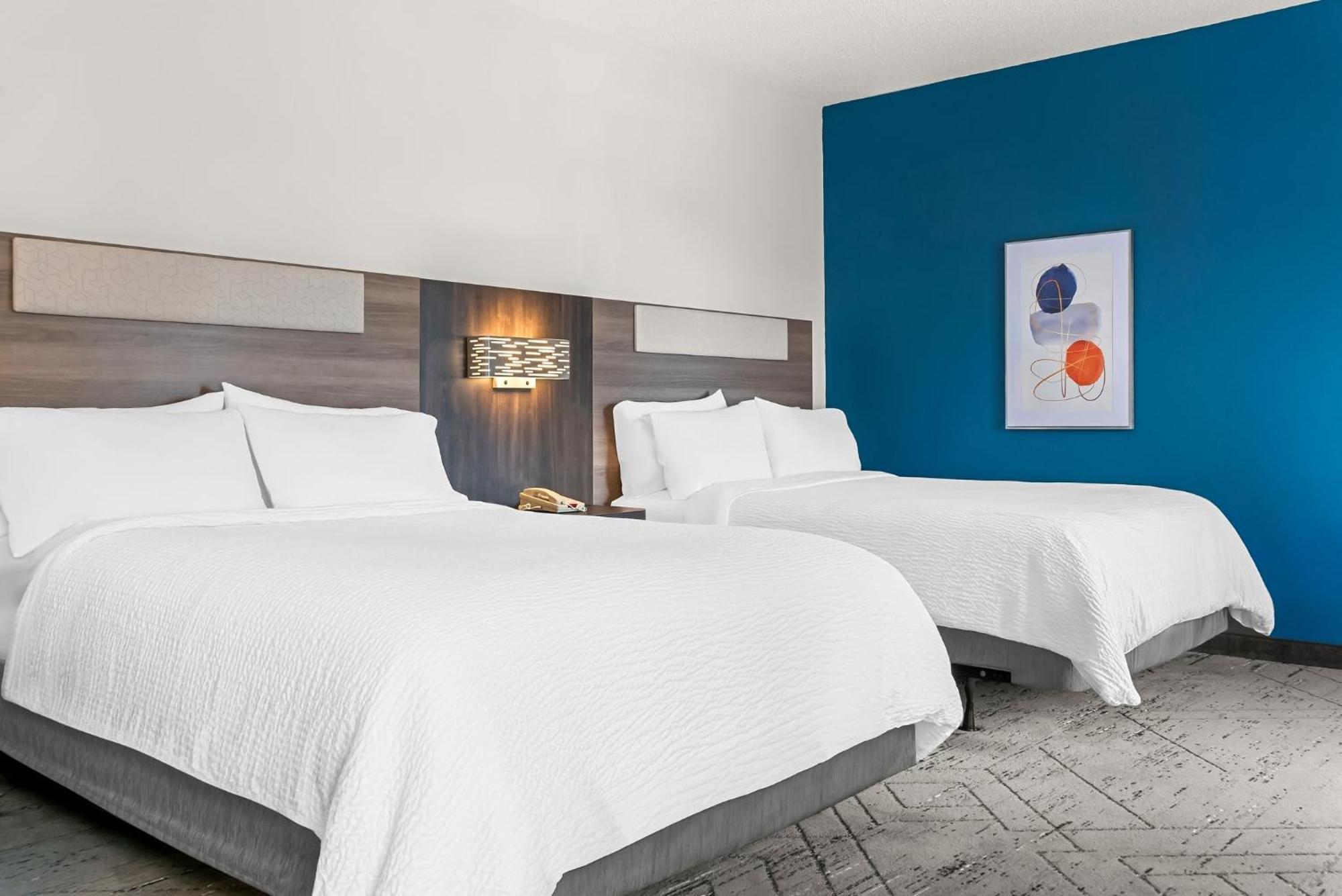 Holiday Inn Express & Suites Detroit - Novi By Ihg Εξωτερικό φωτογραφία