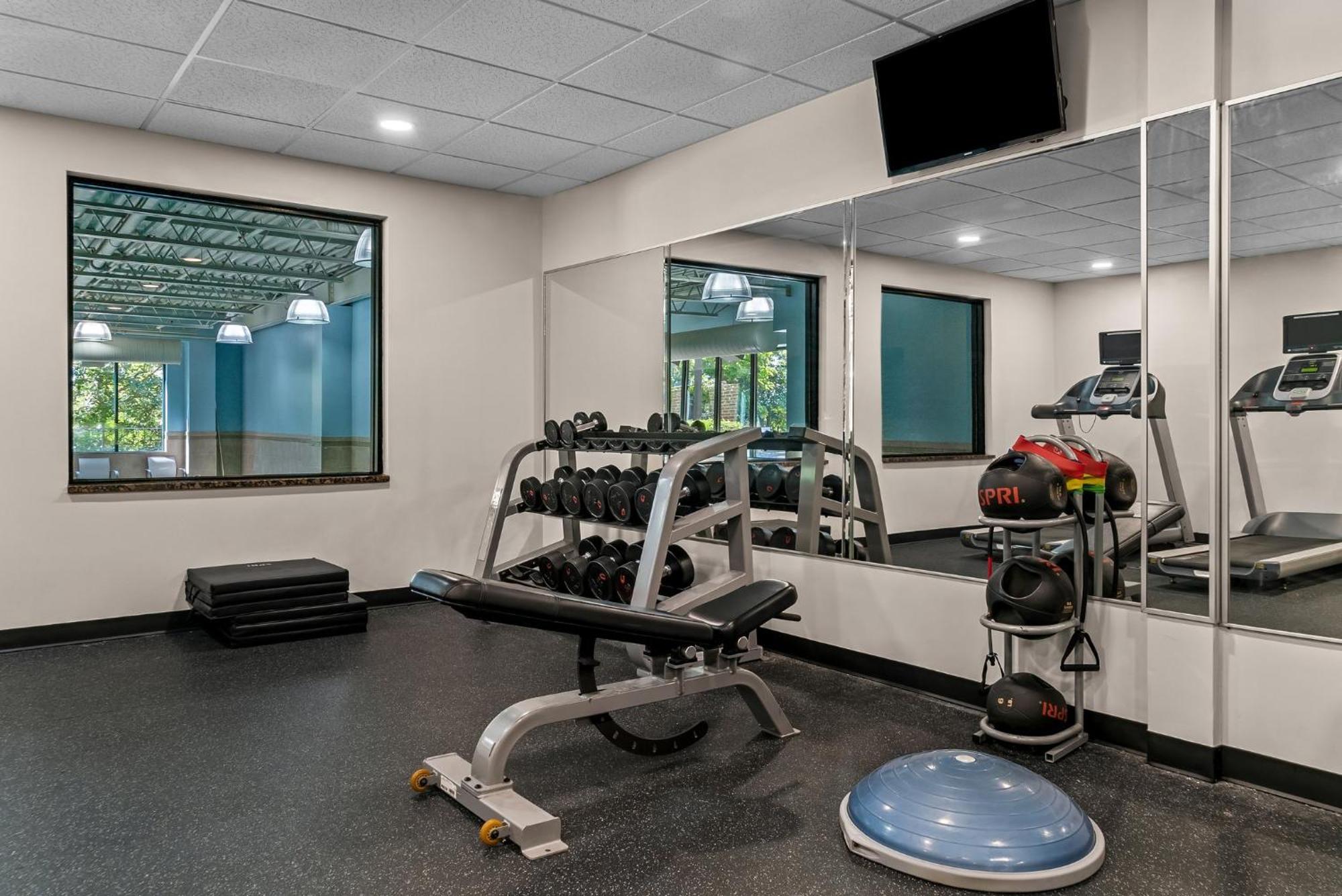 Holiday Inn Express & Suites Detroit - Novi By Ihg Εξωτερικό φωτογραφία