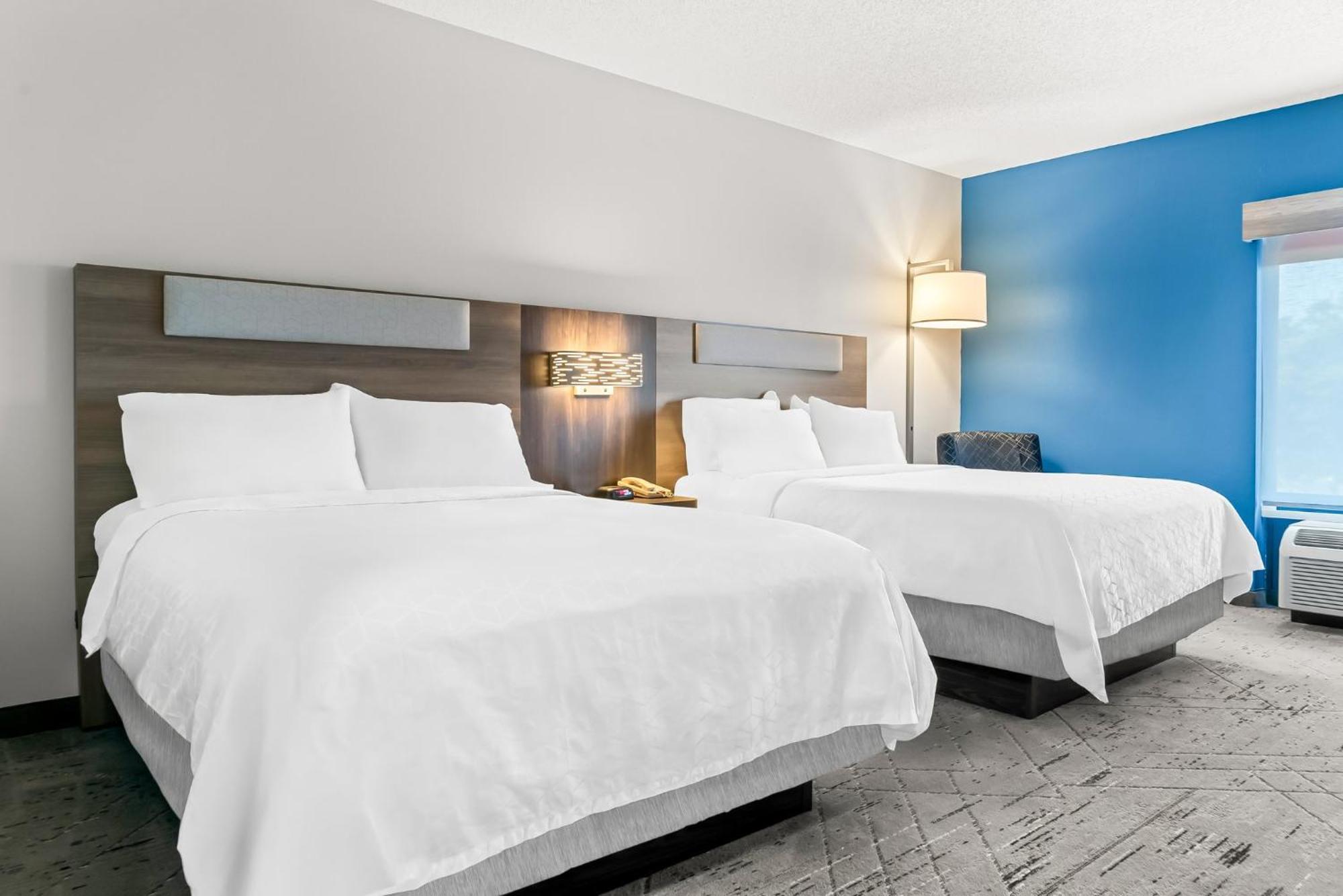 Holiday Inn Express & Suites Detroit - Novi By Ihg Εξωτερικό φωτογραφία