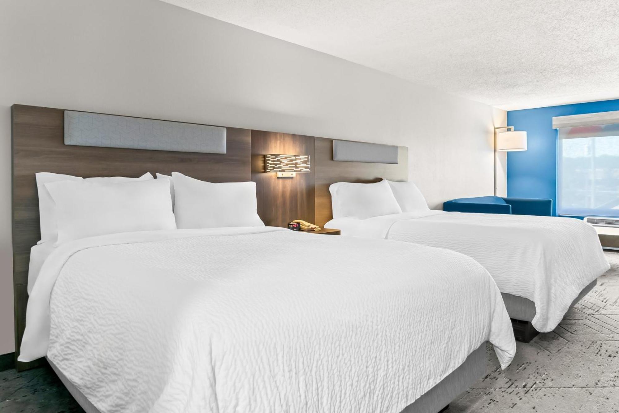 Holiday Inn Express & Suites Detroit - Novi By Ihg Εξωτερικό φωτογραφία