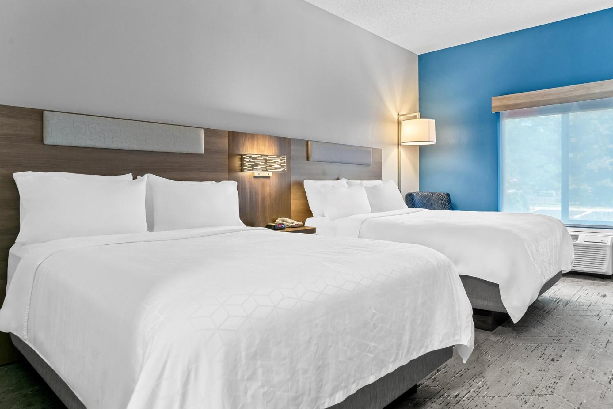 Holiday Inn Express & Suites Detroit - Novi By Ihg Εξωτερικό φωτογραφία