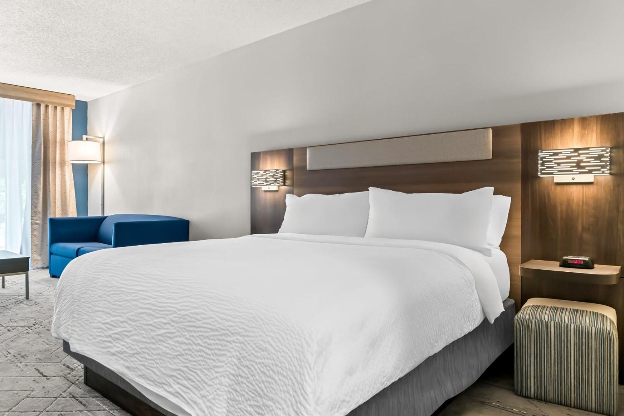 Holiday Inn Express & Suites Detroit - Novi By Ihg Εξωτερικό φωτογραφία