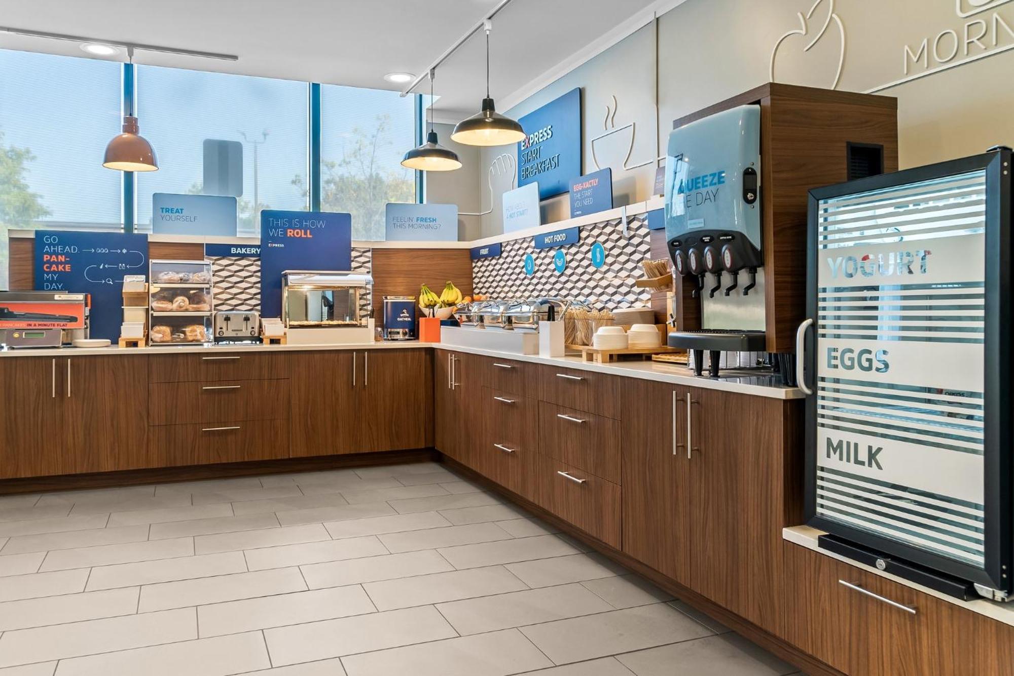 Holiday Inn Express & Suites Detroit - Novi By Ihg Εξωτερικό φωτογραφία