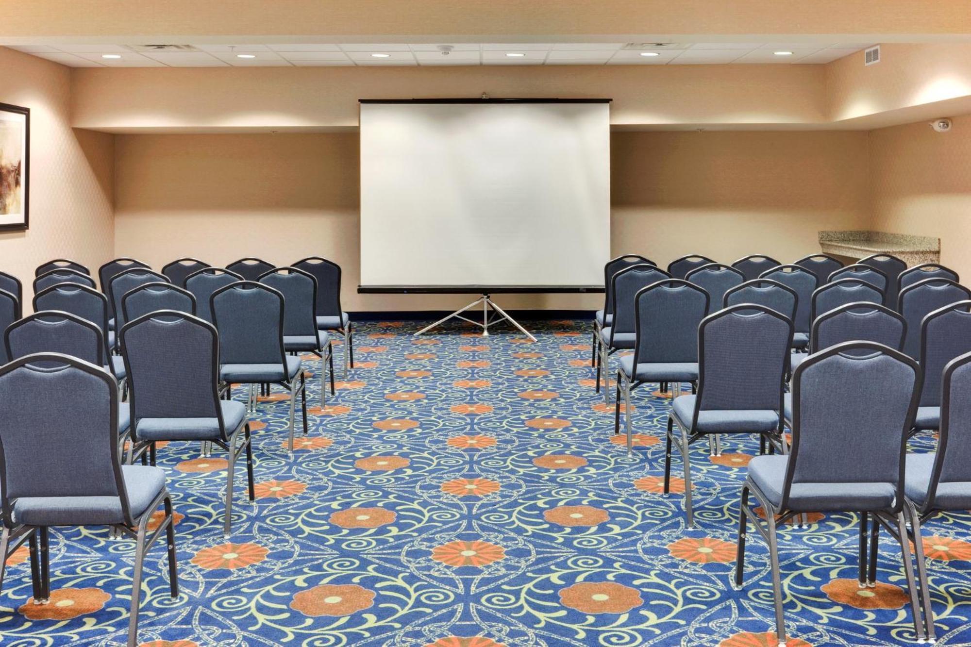 Holiday Inn Express & Suites Detroit - Novi By Ihg Εξωτερικό φωτογραφία