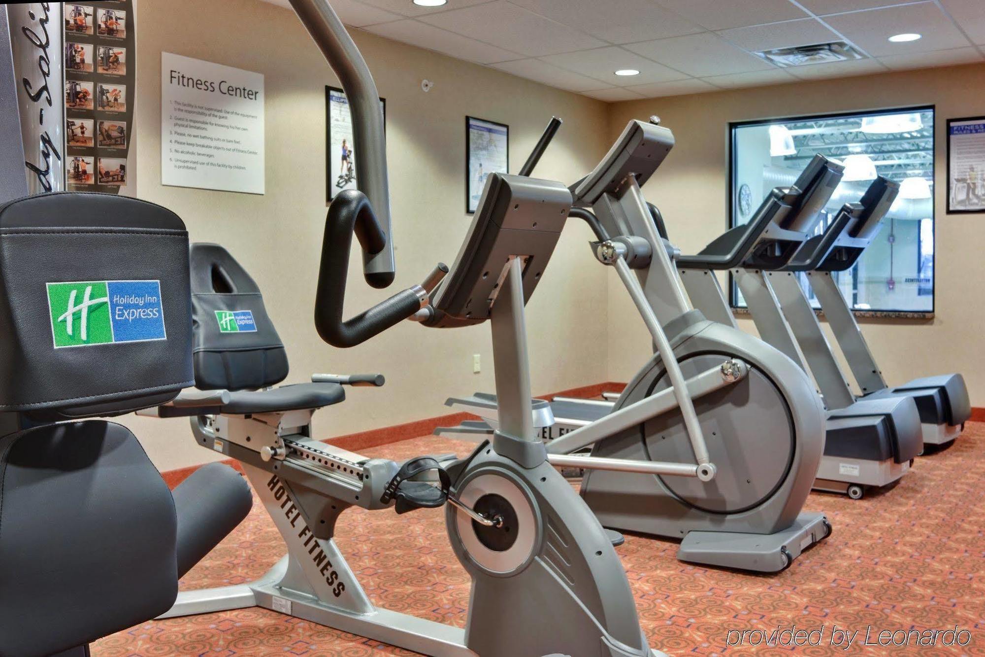 Holiday Inn Express & Suites Detroit - Novi By Ihg Εξωτερικό φωτογραφία
